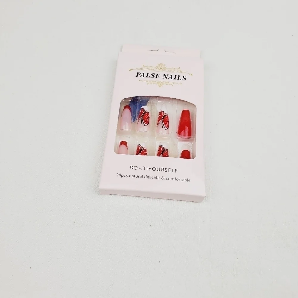 24 Pieces Fake Press On Nails